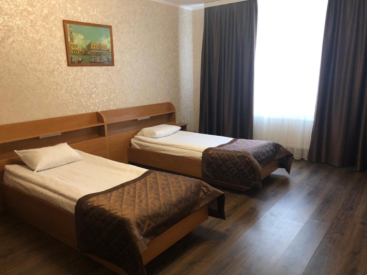 Comfort Hotel Kyiv Exterior photo