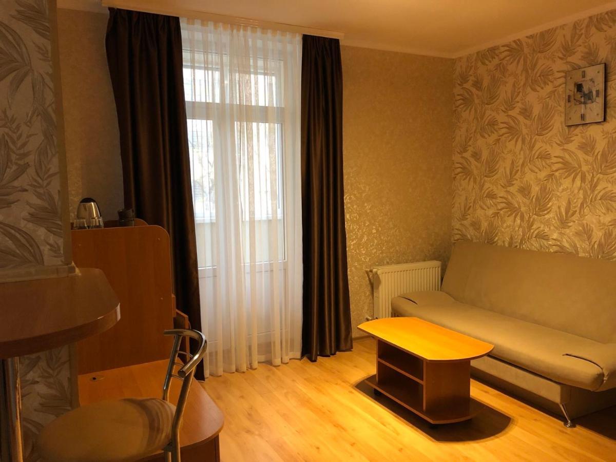 Comfort Hotel Kyiv Exterior photo