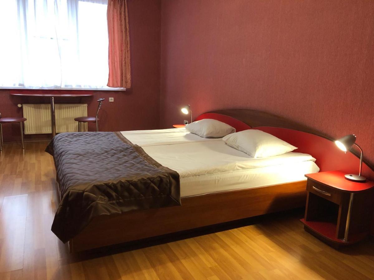 Comfort Hotel Kyiv Exterior photo