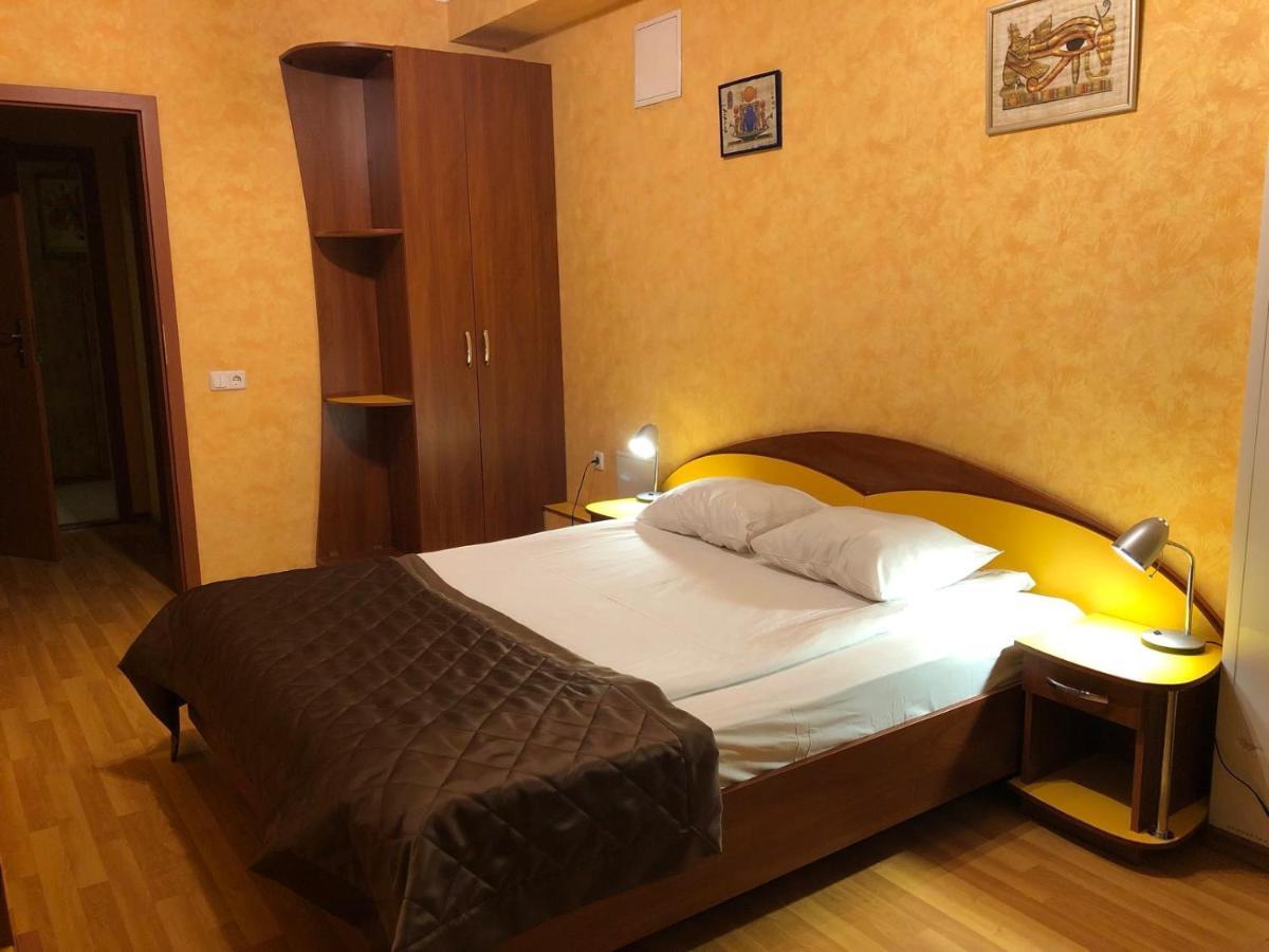 Comfort Hotel Kyiv Exterior photo