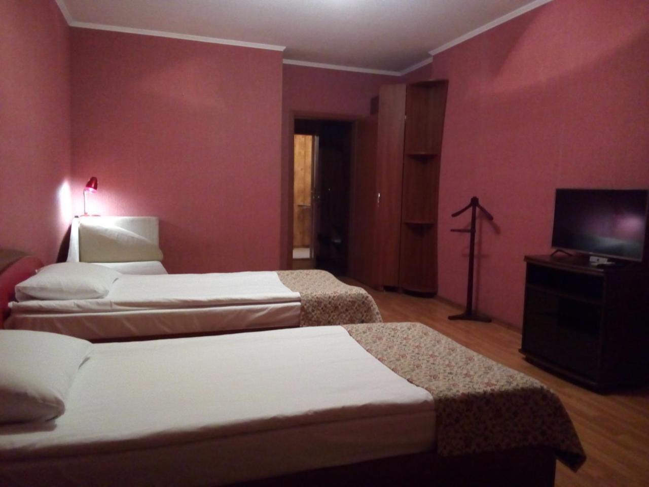 Comfort Hotel Kyiv Exterior photo